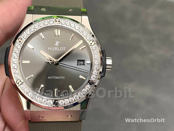 Hublot Classic Fusion Grey Dial 42mm Mens Replica Watch