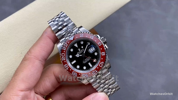 Replica Rolex GMT-Master II da uomo 126710BLRO Bracciale Jubilee con quadrante nero menta Quadrante nero