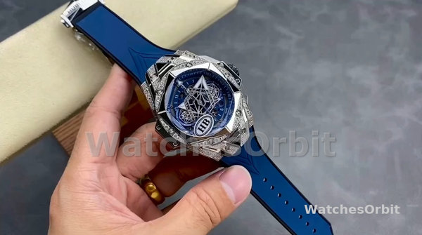 Men's Hublot Big Bang Sang Bleu II Titanium 42MM 418.NX.5107.RX.1604.MXM20 Blue, Transparent Dial