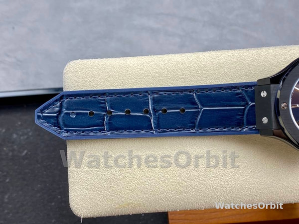 Mens Hublot Classic Fusion Automatic Stainless Steel 511.CM.7170.LR Blue Replica Image