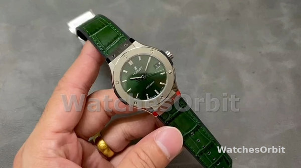 Replique Hommes Hublot Classic Fusion Cadran Vert 511.NX.8970.LR Cadran Vert