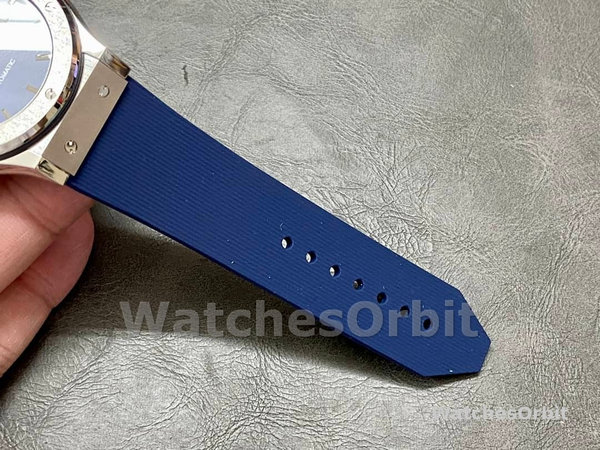 Mens Hublot Classic Fusion-301.PB.131.RX, 42mm, Men’s Blue Replica Watch Image