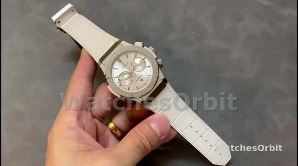 Hublot Classic Fusion 521.NX.7071.LR 45MM Mens