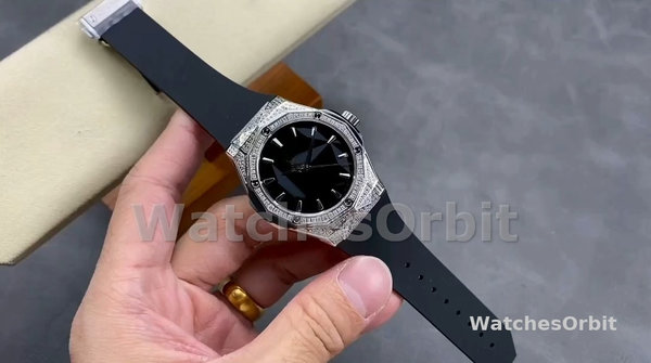 Unisex's Hublot Classic Fusion 40mm Titanium & Black Ceramic - 550.NS.1800.RX.1604.ORL19 Black