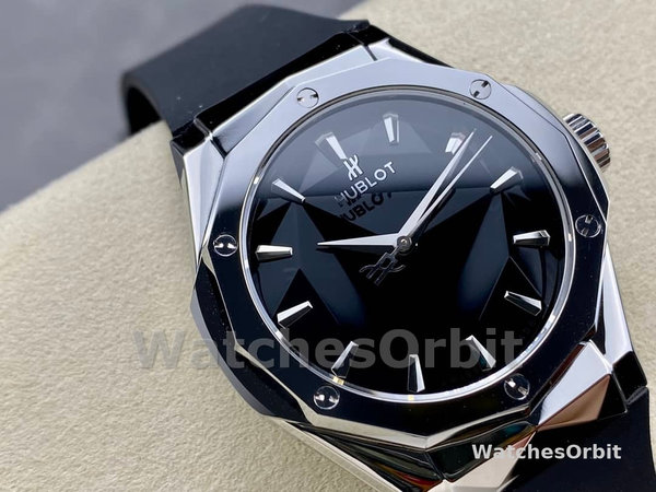 Hublot Classic Fusion 550.NS.2200.RW.ORL20 40 mm