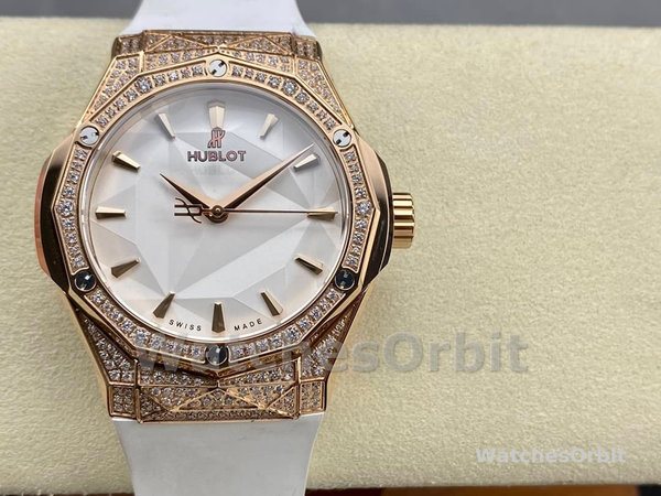 Hublot Classic Fusion 550.OS.2200.RW.1604.ORL20 40mm