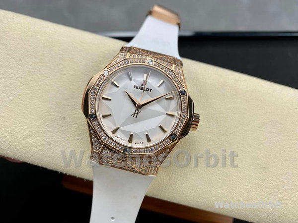 Hublot Classic Fusion 550.OS.2200.RW.1604.ORL20 40mm