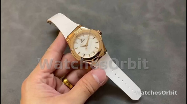 Men's Hublot Classic Fusion-550.OS.2200.RW.ORL20, 40mm White