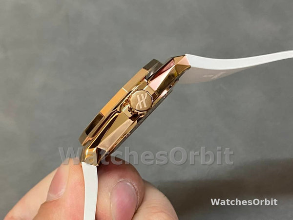 Hublot Classic Fusion 550.OS.2200.RW.ORL20 40MM