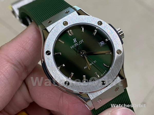 Hublot Classic Fusion 565.NX.1171.RX 38 mm Lady