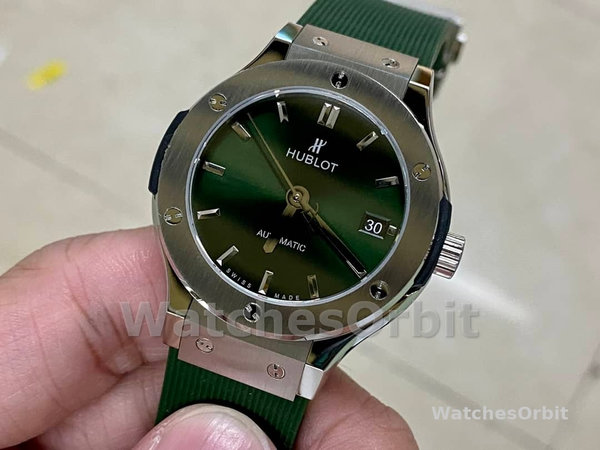 Hublot Classic Fusion 565.NX.1171.RX 38 mm Lady