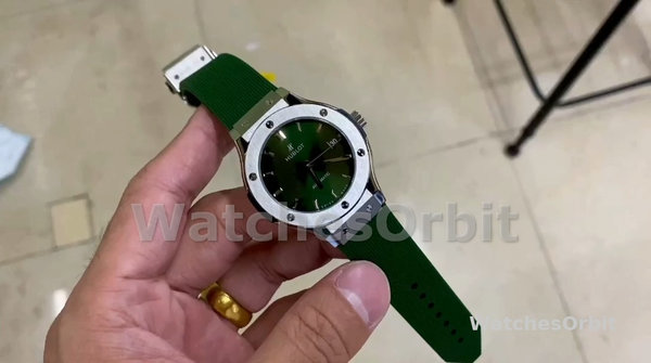 Hublot Classic Fusion 565.NX.1171.RX 38 mm Lady
