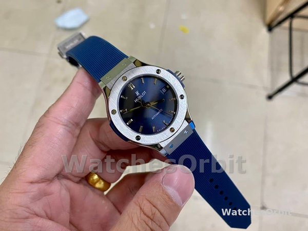 Hublot Classic Fusion 565.NX.1171.RX 38 mm Lady