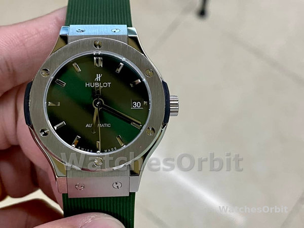 Hublot Classic Fusion 565.NX.1171.RX 38 mm Lady