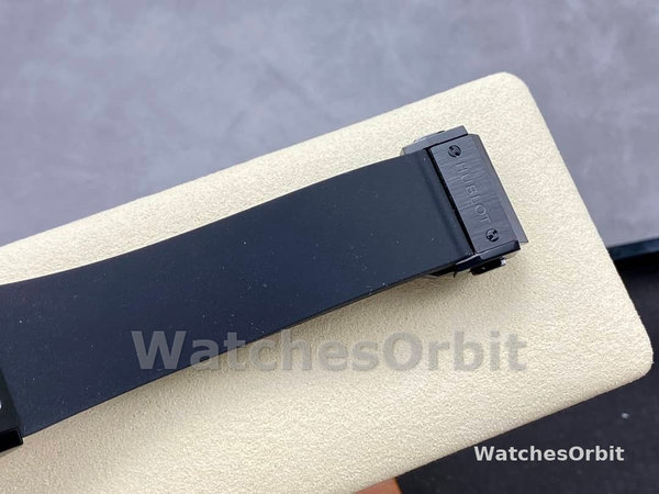 Hublot Classic Fusion 581.CX.1270.RX.MDM 45MM Mens