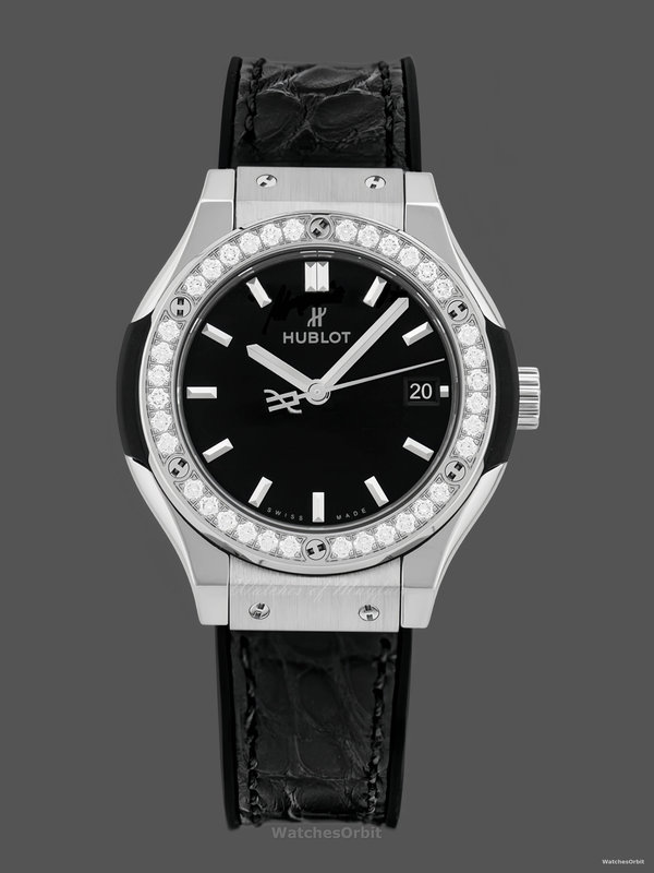 Hublot Classic Fusion 581.NX.1171.LR.1104 33mm Lady Watch