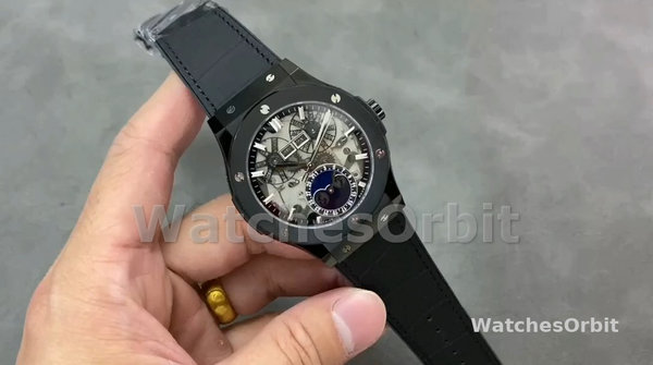 Hublot Classic Fusion Aerofusion Moonphase 547.CX.0170.LR 42mm