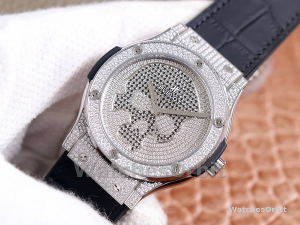 Hublot Classic Fusion Skull Titanium Full Pave 511.NX.9000.LR.1704.SKULL 45mm