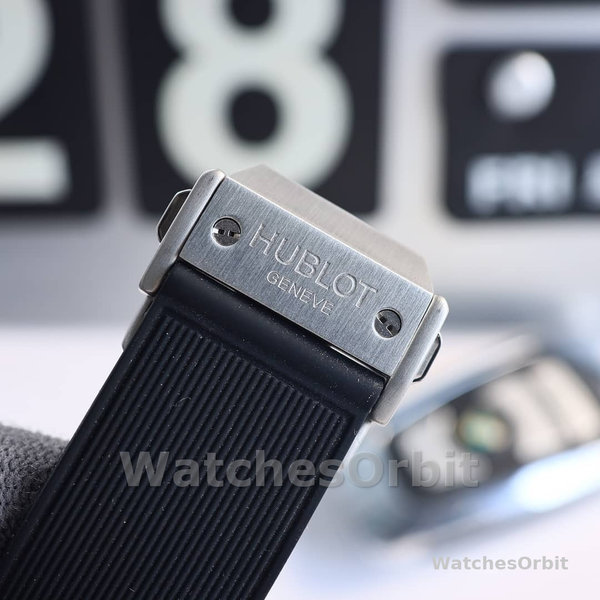 Hublot Spirit of Big Bang Sapphire 641.JX.0120.RT 42mm