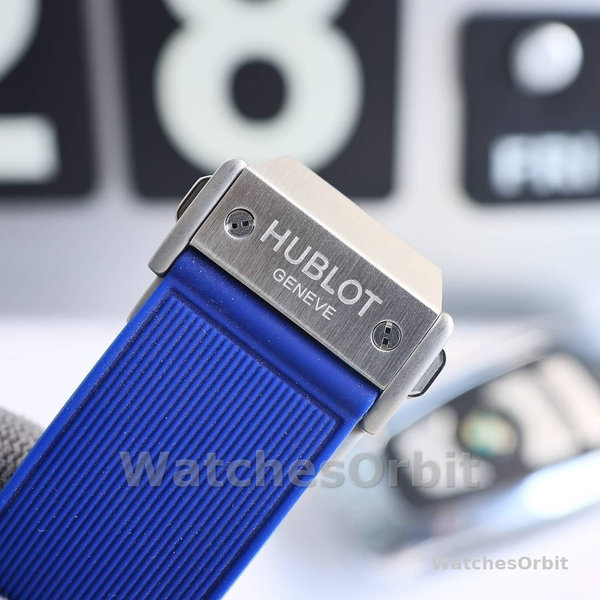 Hublot Spirit of Big Bang Sapphire 641.JX.0120.RT 42mm