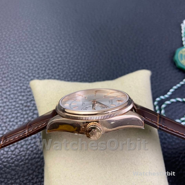 Replica Rolex Cellini Date 39mm Heren-50515-Rose Goud-Zilver-Krokodillenleren Band Wit
