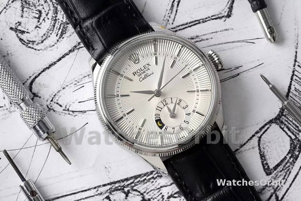 Replique Hommes Rolex Cellini Dual Time 39mm Hommes-50529-Cadran Silver Sunburst-Bracelet en cuir brun Argenté