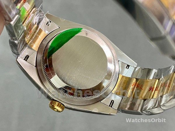 Unisexs Rolex Datejust 36mm Unisex-126233-Champagne Index Dial Champagne Replica Image
