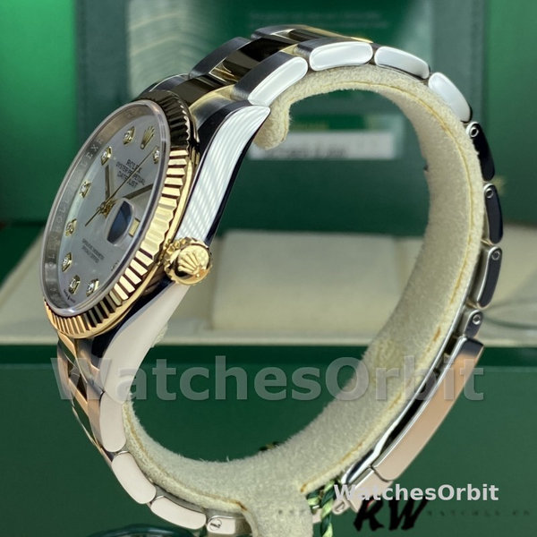 Unisexs Rolex Datejust 36mm Unisex-126233-White MOP Diamond Dial White Replica Image