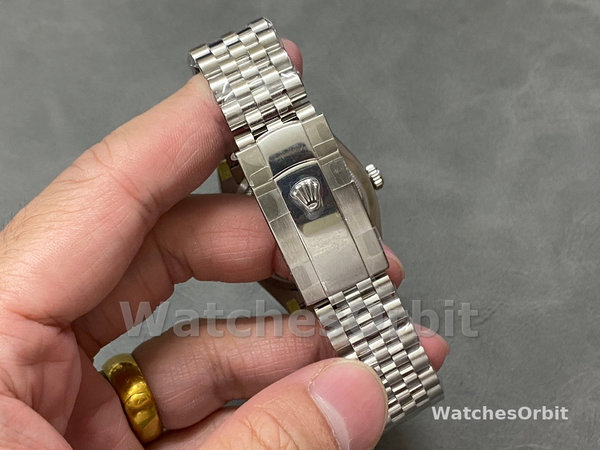 Replica Rolex Datejust 36mm Unisex-126234-Olive Green Palm Motif Dial Groen