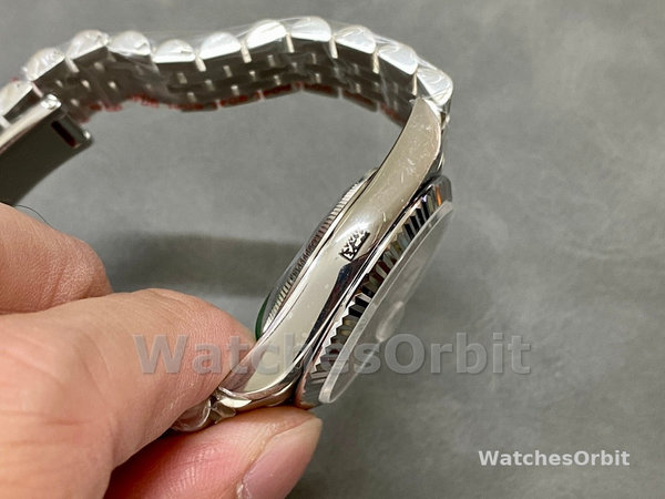 Rolex Datejust 126234 White Mother of Pearl Diamonds Dial 36MM Unisex Replica Watch