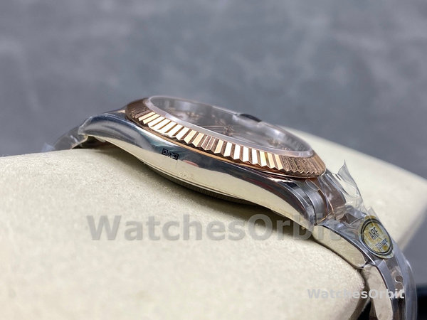 Replica Rolex Day Date 36-M128238 0130, geelgoud, automatisch, groene diamanten wijzerplaat
