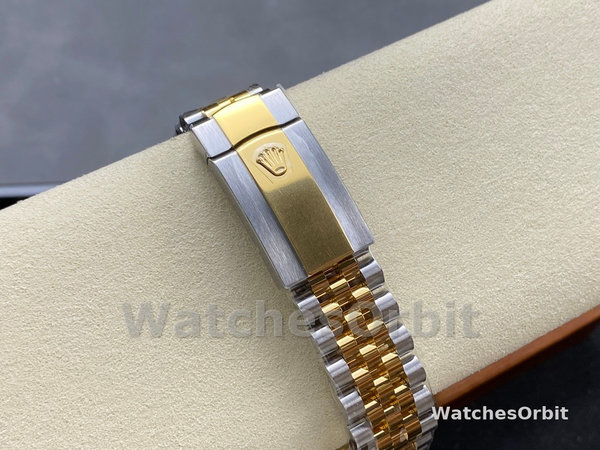 Replica Rolex Datejust 126333 0018 41mm White Mother of Pearl Diamond Dial Herrenuhr Sammlerstück