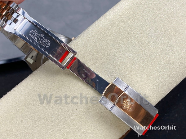 Replica Rolex Datejust 126333 0018 41mm White Mother of Pearl Diamond Dial Herrenuhr Sammlerstück