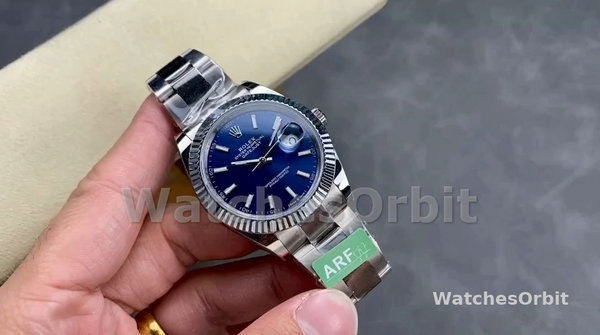 Men's Rolex Datejust 41mm Men's-126334 0001-Fluted Bezel-Blue Dial Blue