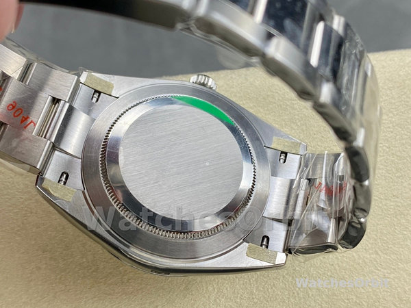 Replica Rolex Datejust 41mm Heren-126334 0003-Gegolfde ring-Zilveren wijzerplaat Zilver