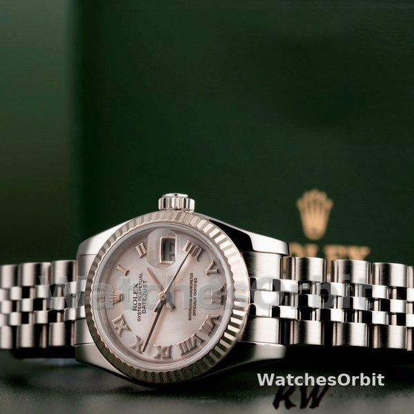 Replique Rolex Datejust-179174, 26mm, cadran nacre rose, lunette cannelée, Lady MOP pour femme