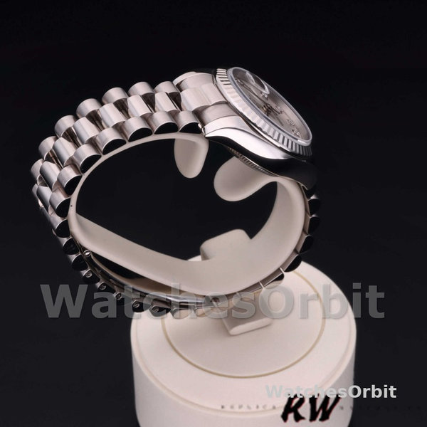 Replique Rolex Datejust-179179 pour femme, 26 mm, cadran argenté à diamants, lunette cannelée, Lady Silver