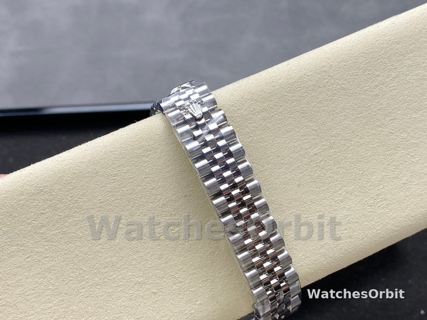 Unisexs Rolex Day Date 36-118139 0097, White Gold, Silver Dial, Blue Leather Strap Silver Replica Watch Image