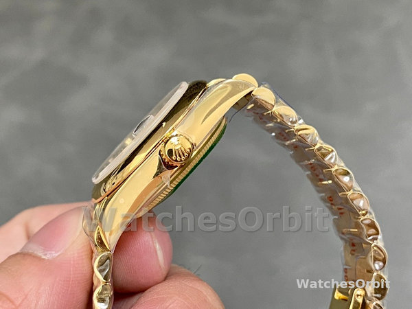 Rolex Datejust 31 Silver VI Daimond Dial 18k Yellow Gold Watch 178248