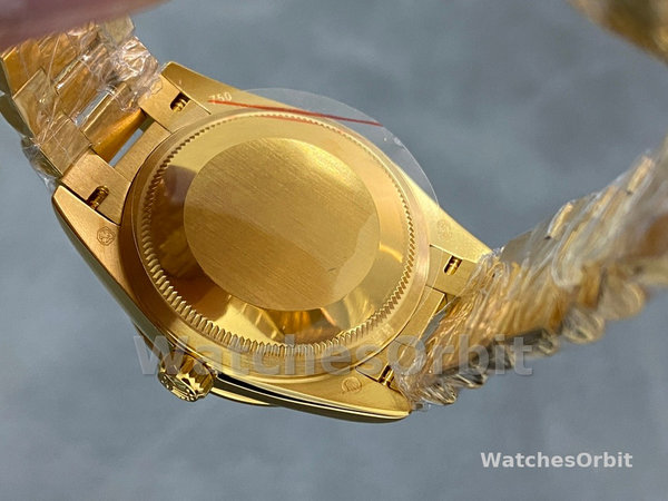 Replica Rolex Datejust 31 Gelbgold Silber Diamant Zifferblatt Diamant Lünette M278288RBR 0028 Damenuhr Exklusives Design
