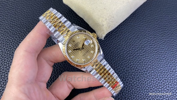 Unisex's Rolex Datejust 36 126233 0045 Champagne Fluted Diamond Dial Champagne Dial