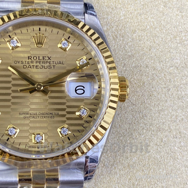 Rolex Datejust 36 126233 0045 Champagne Fluted Motif Diamond Dial