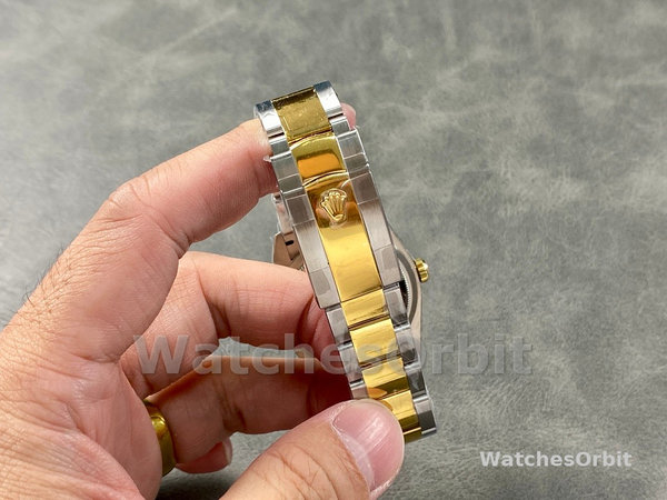Replica Heren Rolex Oyster Perpetual 41-124300 0001, Gladde lunette, Oyster armband, Zilveren wijzerplaat, Zilver