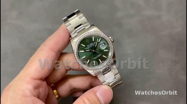 Replica Rolex Datejust 36-M126284RBR 0044 voor dames, witgoud en diamanten, groene wijzerplaat, groene wijzerplaat voor dames