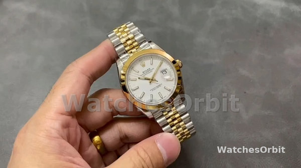 Replique Hommes - Rolex Datejust 41-m126303, Two-Tone, White Dial, Hommes Cadran blanc