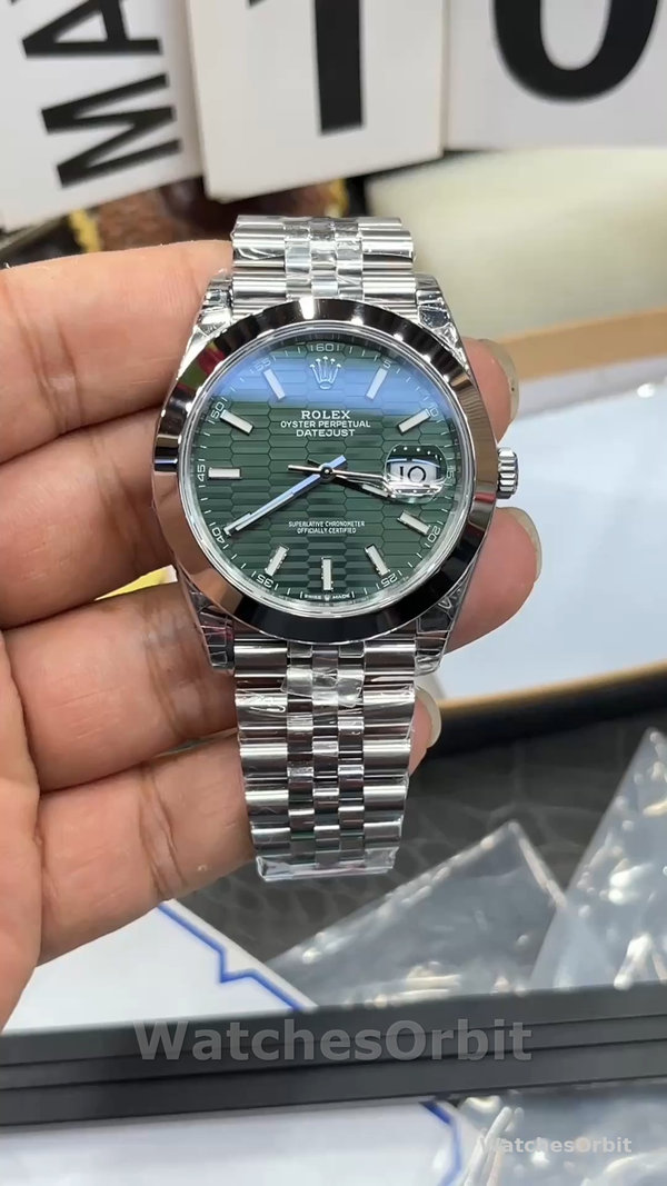 Replica Rolex Datejust 41 Menta Quadrante Verde Acciaio Inox 126300 Uomo Quadrante Verde