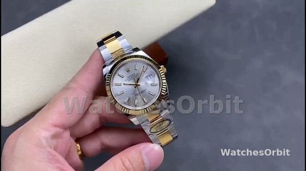 Men's Rolex Datejust 41-126333, Golden Fluted Motif, Champagne Dial Champagne Dial