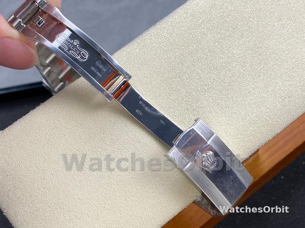 Rolex Datejust 41 Stainless Steel White Dial M126300 0005 Men's Watch