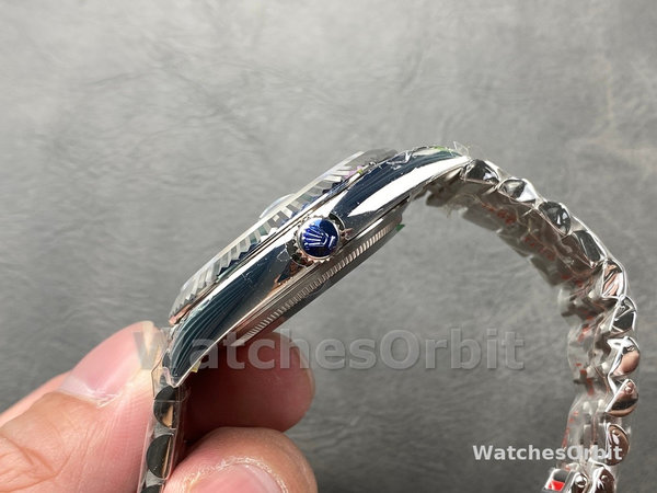 Replica Rolex Datejust 41-126333 0017, acciaio e oro giallo, quadrante bianco con diamanti, Oyster MOP, uomo