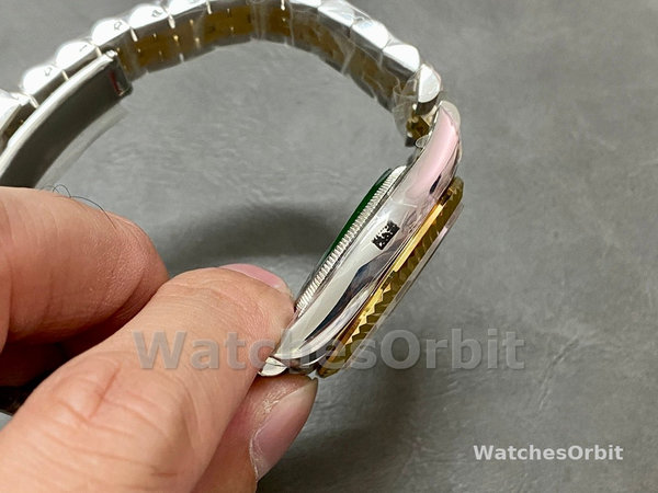 Womens Rolex Datejust 36mm Unisex-m126233 0019-White Index Dial-Fluted Bezel White Replica Image